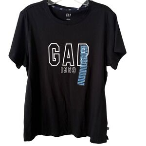 NWT Gap Women's Black Spell Out Logo Tee Shirt in Size L